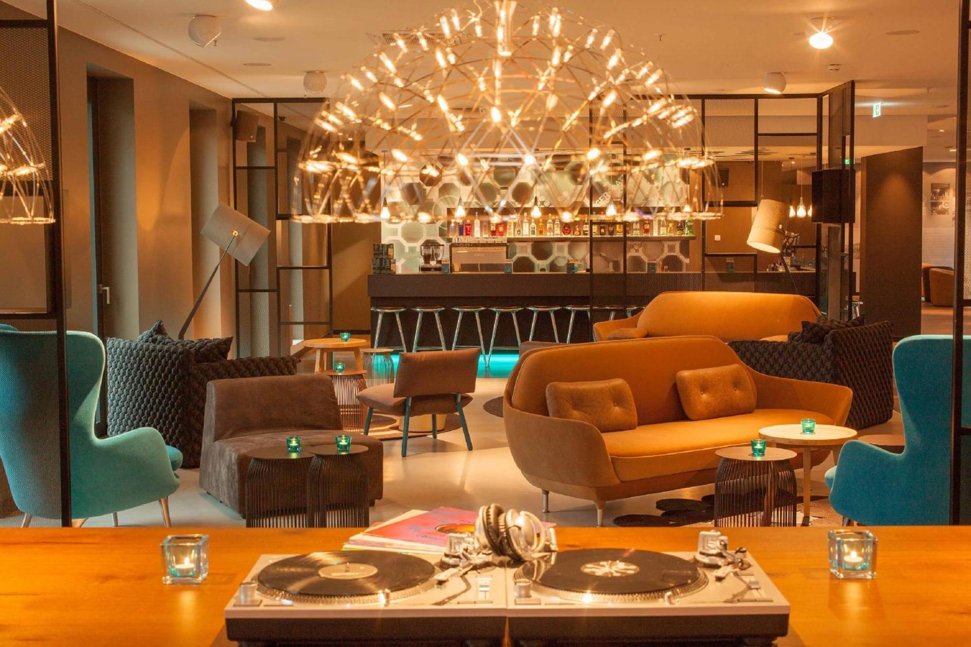 Motel One Berlin-Potsdamer Platz ภายนอก รูปภาพ