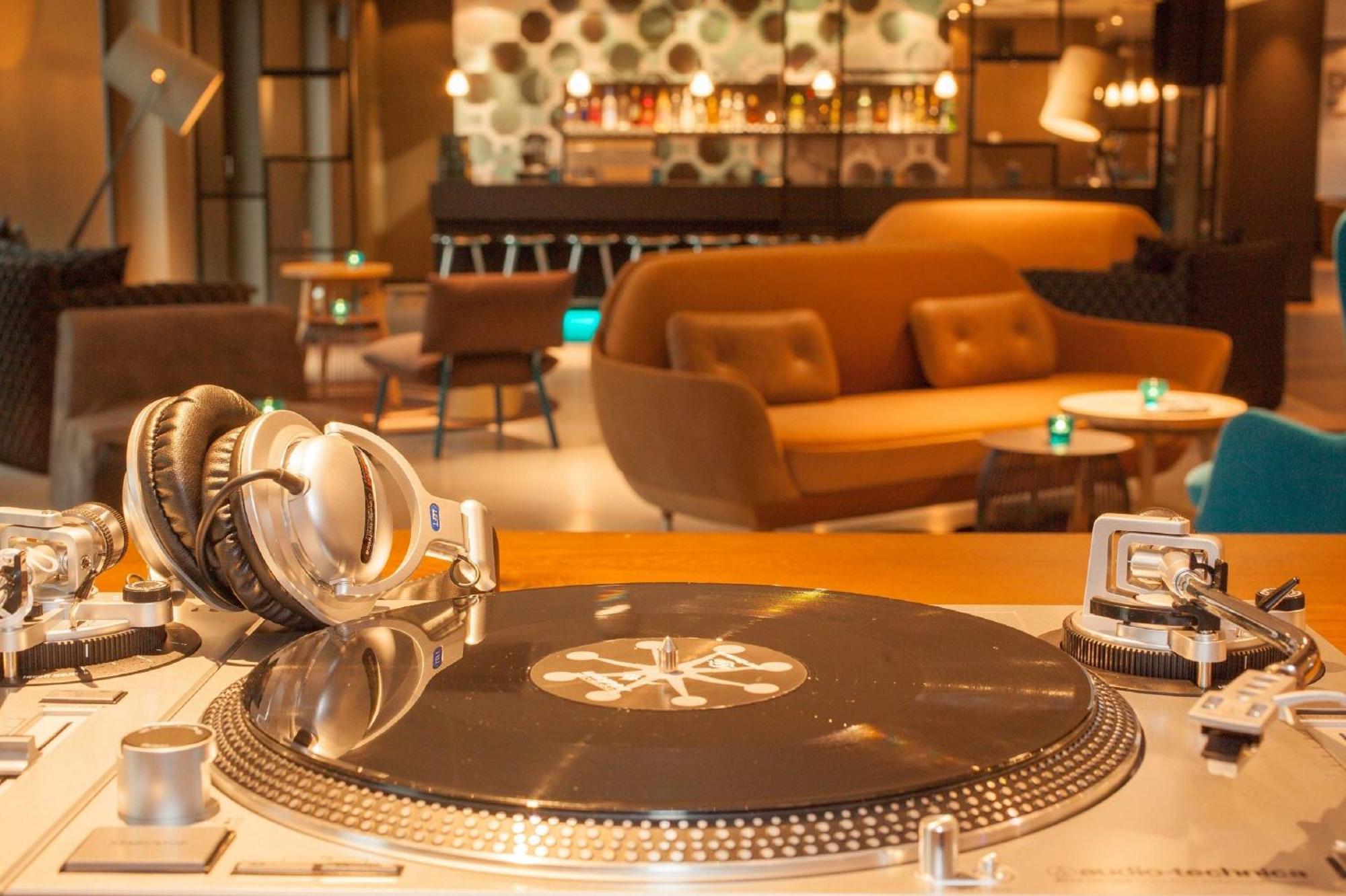 Motel One Berlin-Potsdamer Platz ภายนอก รูปภาพ