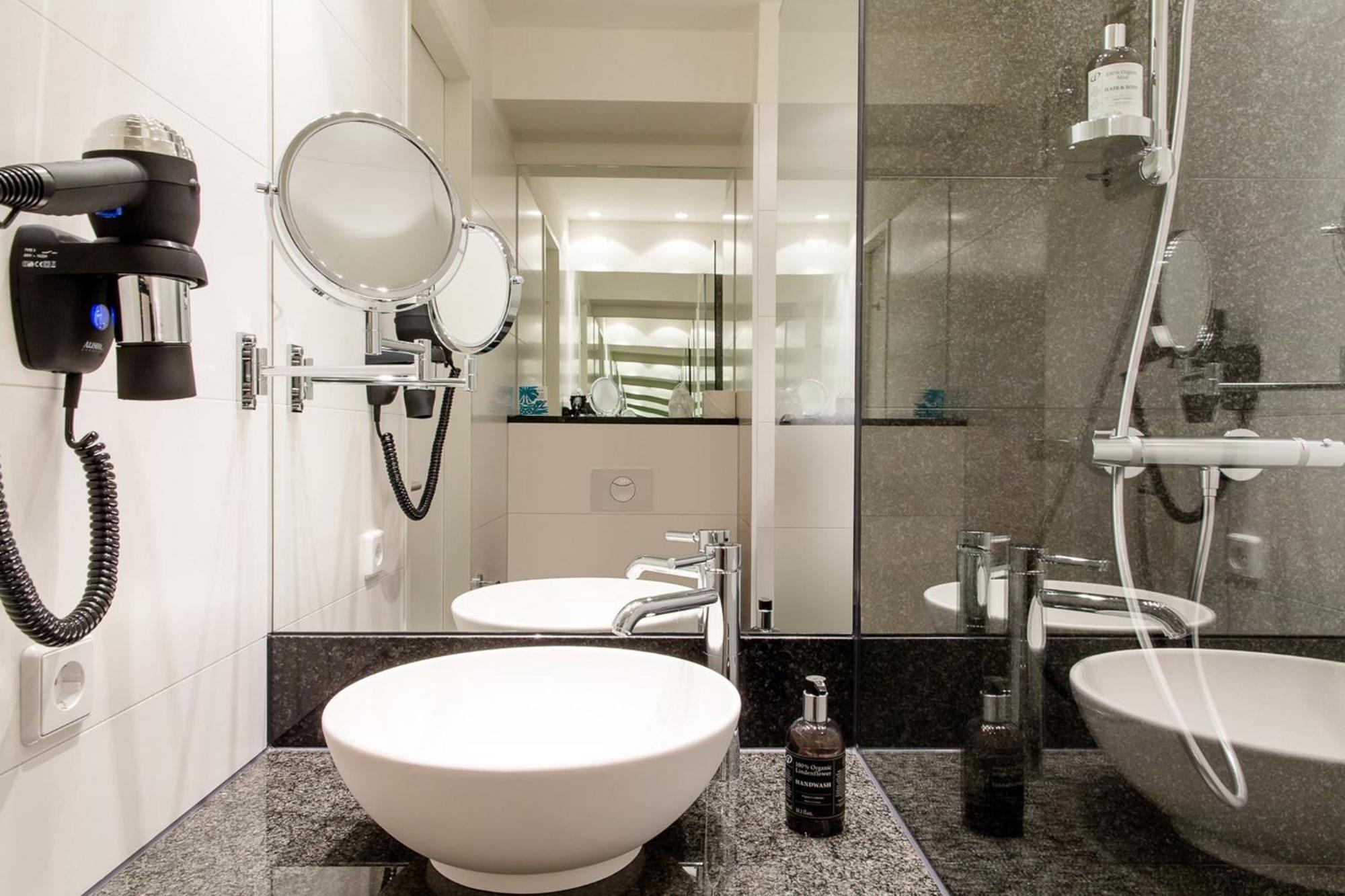 Motel One Berlin-Potsdamer Platz ภายนอก รูปภาพ