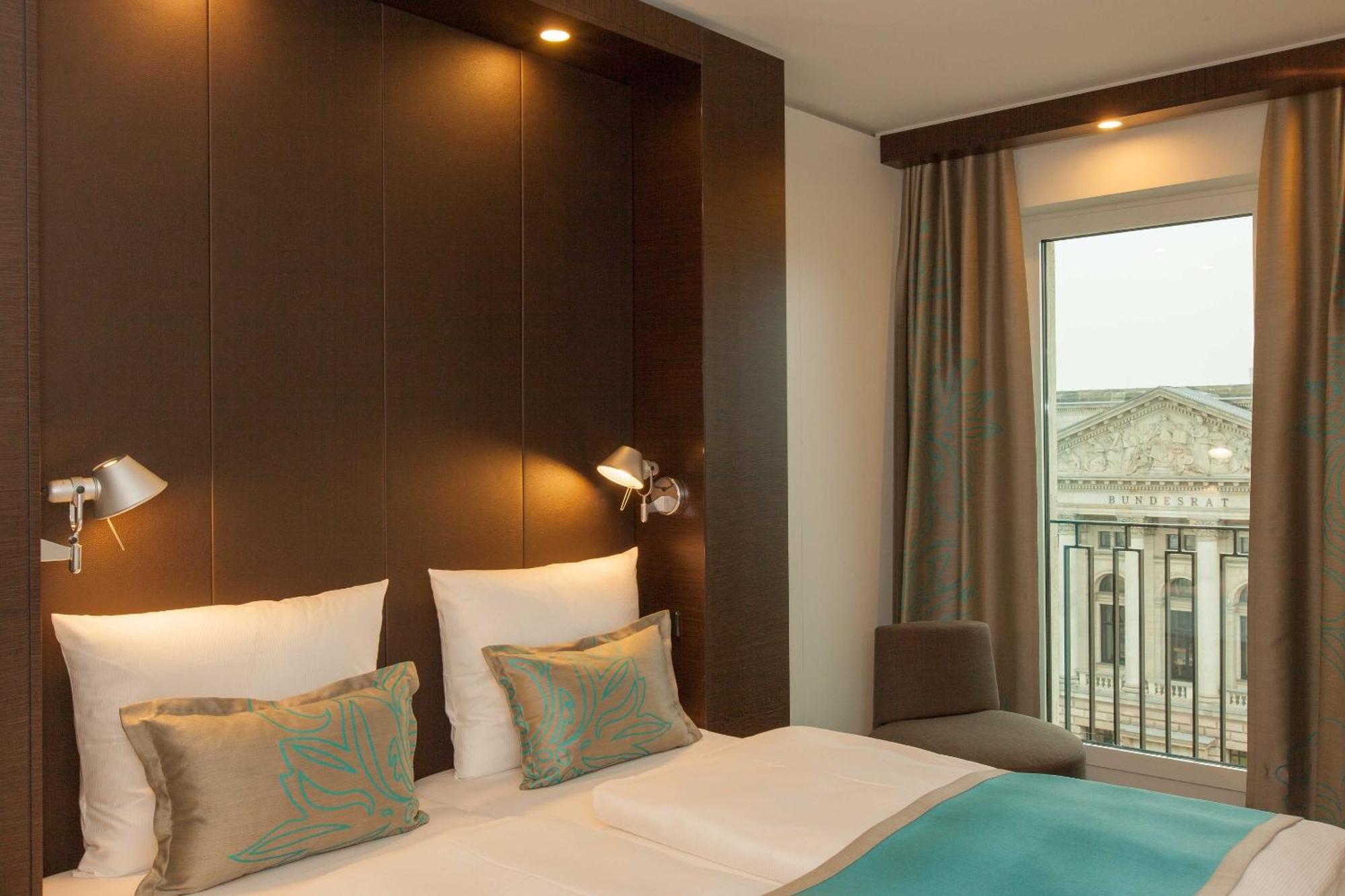 Motel One Berlin-Potsdamer Platz ภายนอก รูปภาพ