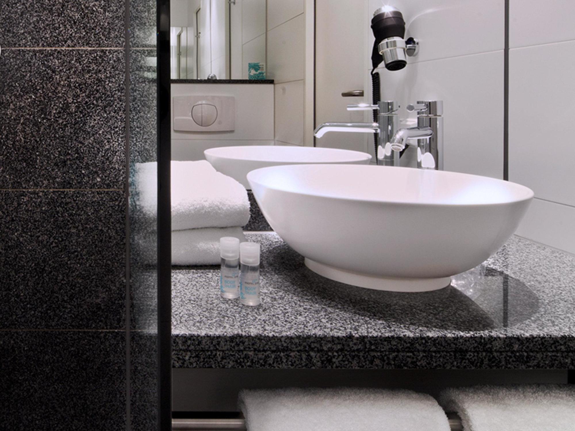 Motel One Berlin-Potsdamer Platz ภายนอก รูปภาพ